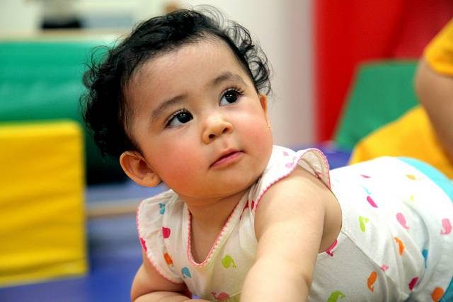 Desarrollo por área: El desarrollo motriz del bebé