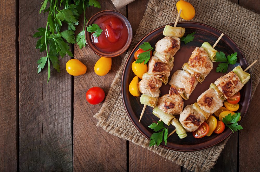 ¿Cómo debe ser la dieta de una mamá lactando?