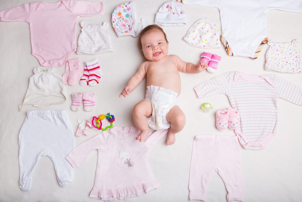 ¿Cómo vestir y desvestir a mi bebé?