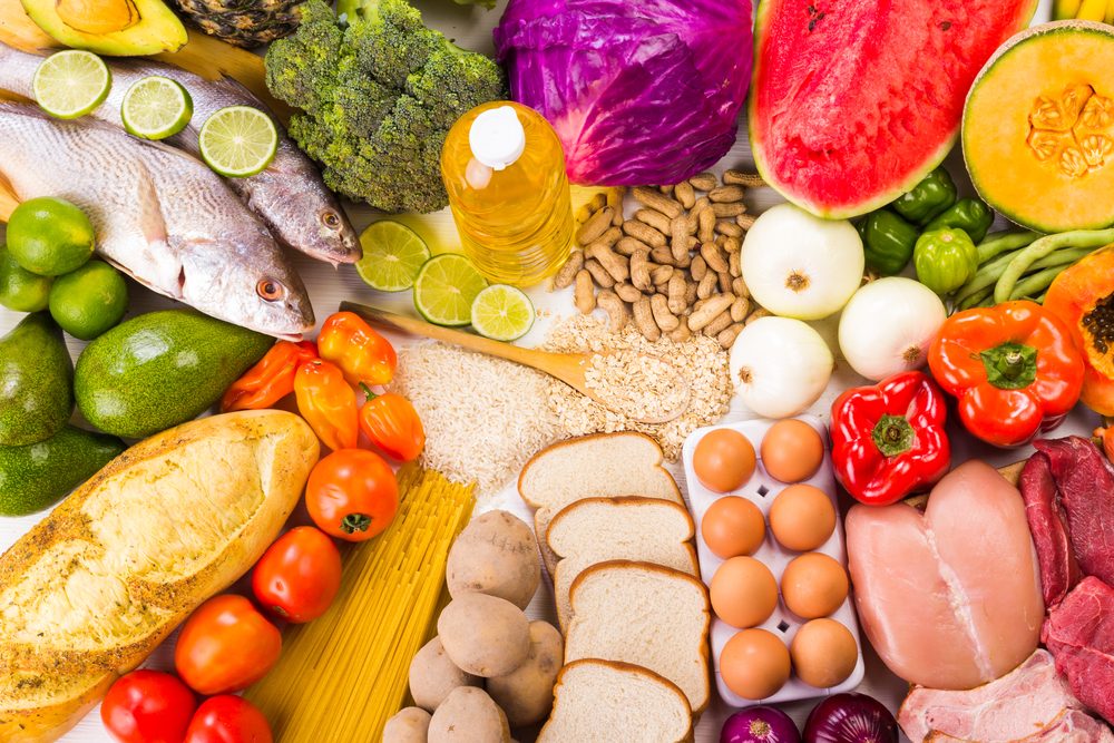 ¿Debo comer más o concentrarme en la calidad de la comida?
