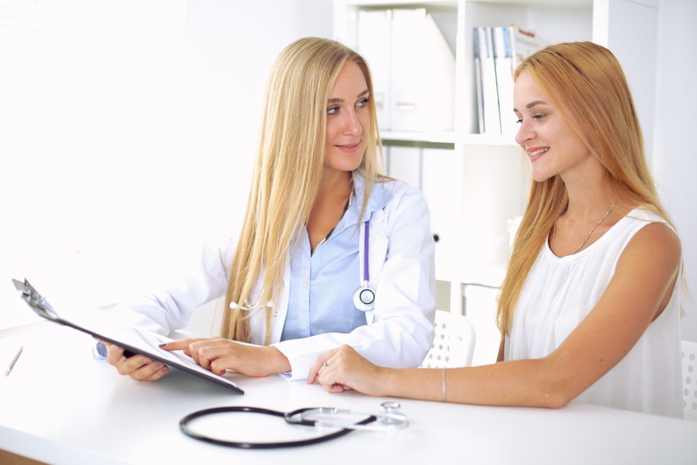 ¿Qué puedo esperar en mi primera cita con el médico?