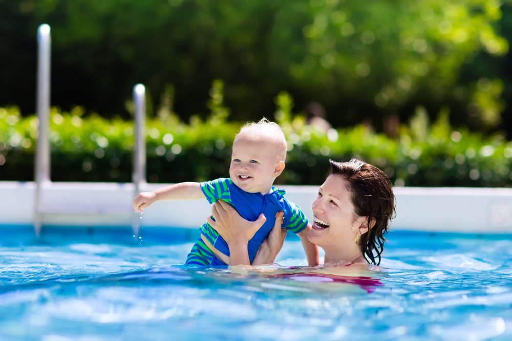 Seguridad en el agua: ¡mantén seguro a tu hijo todo el año!