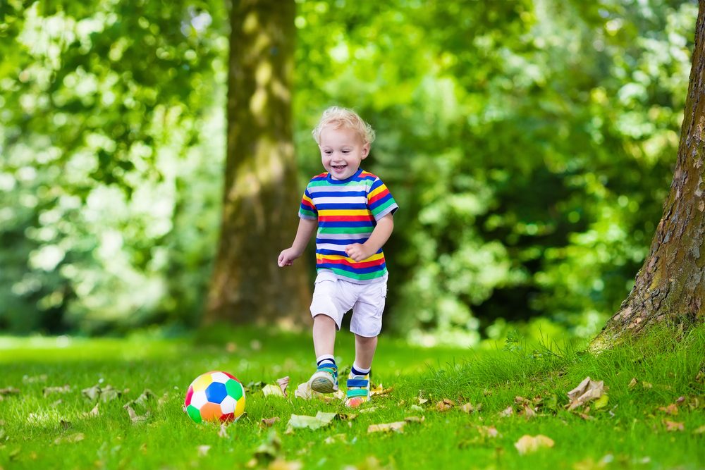 Habilidades con pelotas: Patear