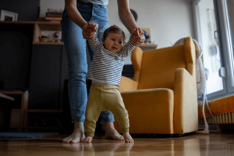 ¡5 consejos prácticos para animar a tu bebé a caminar!
