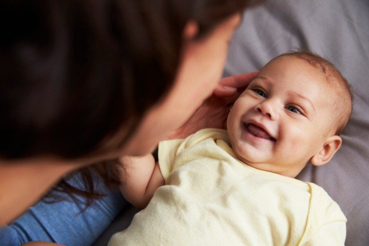 Vista en bebés: ¿Cuándo empieza a ver el bebé?