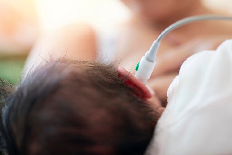 Examen de audición en recién nacidos: ¿Qué es y por qué es importante para los bebés?