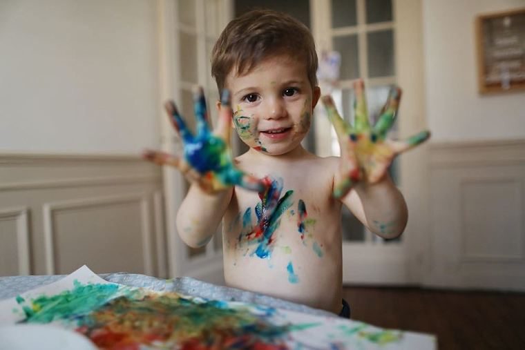 ¡Ayuda a tu hijo a aprender los colores con estas 4 actividades!