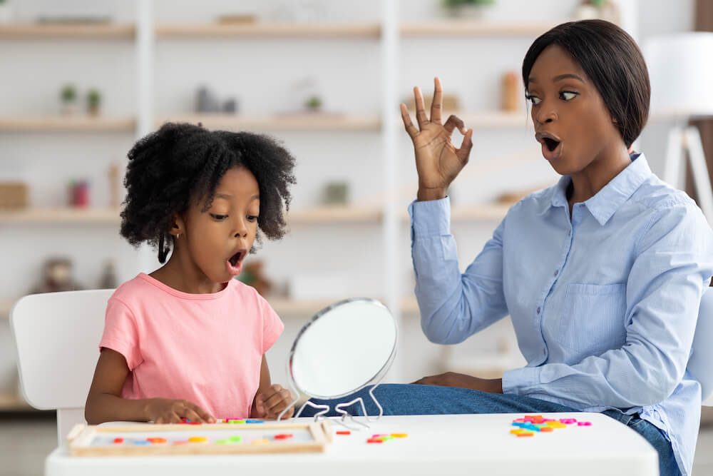Apraxia del Habla Infantil (AHI): Qué es, Síntomas, Diagnóstico y Tratamientos