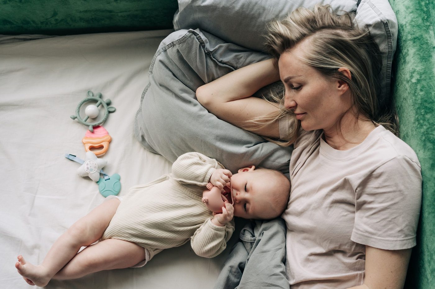 Cuándo empiezan los bebés a dormir toda la noche