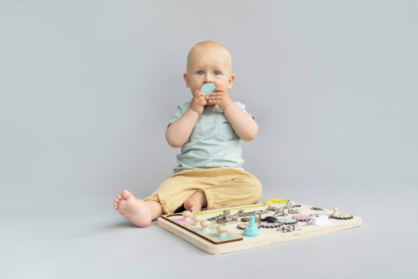 Juguetes Montessori para niños pequeños